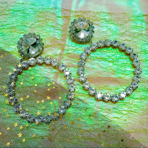 Earrings Dazzling Hoops Large Gem. Post. (Available in Silver) - Picture 5 of 8